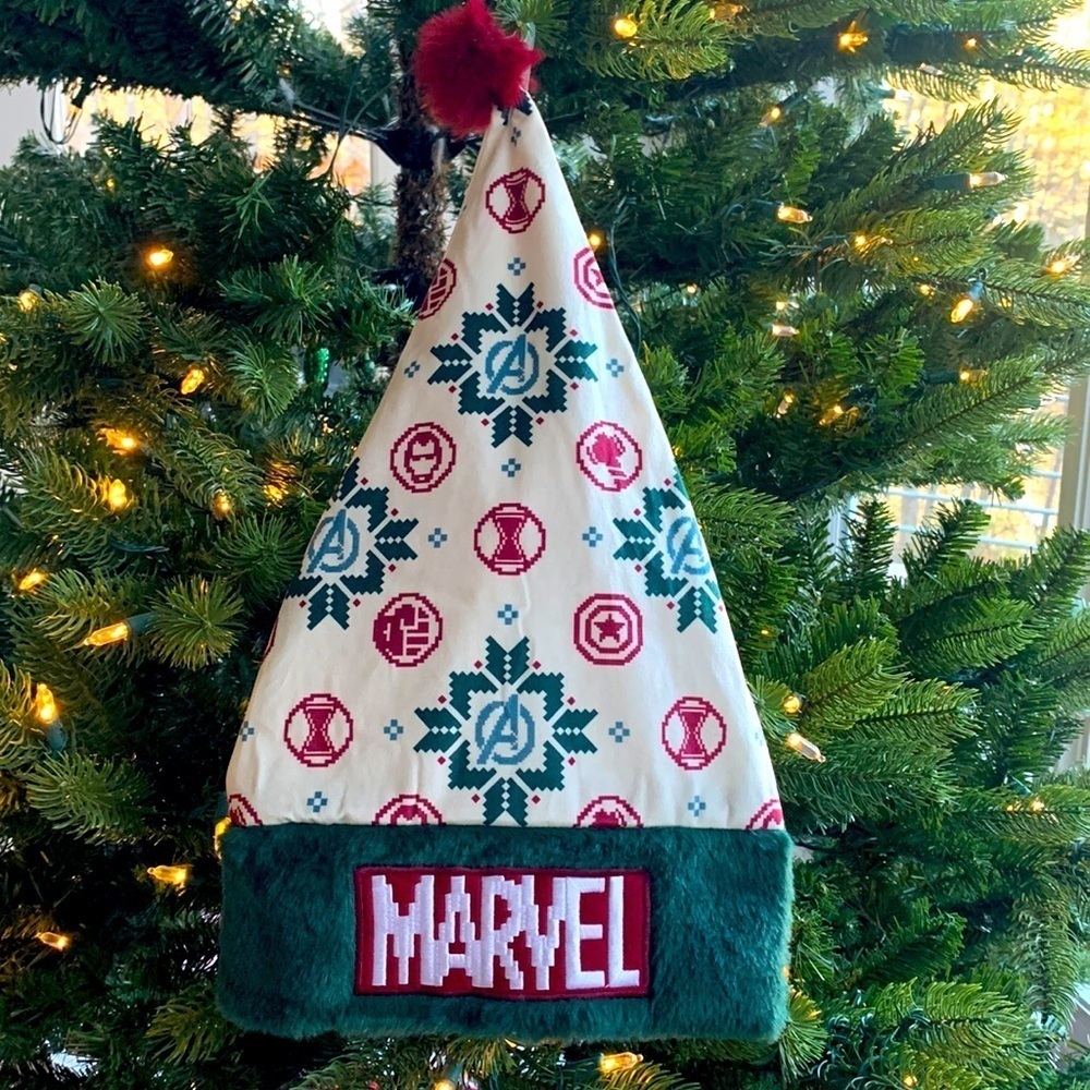 Disney Marvel Holiday Santa Fleece Hat New with Tags One Size